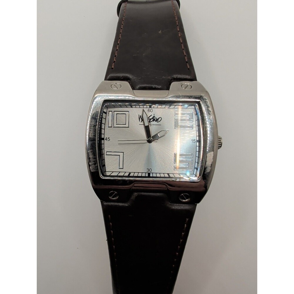 Vintage MOSSIMO 90072 Men's Retro Wide Leather Brown Cuff Watch - Not Tested